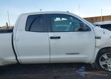 2010 Toyota Tundra Grade 5.7L V8 из США, поврежденный, VIN 5TFRY5F19AX094689